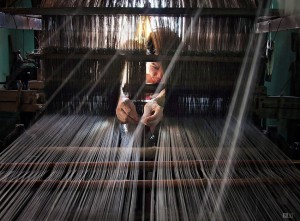 tissage-de-la-soie-vietnamienne-traditionnelle