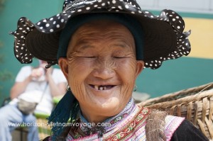 femme-hmong-vietnam