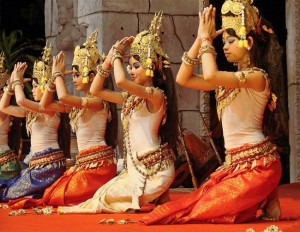 jeunes-filles-au-laos